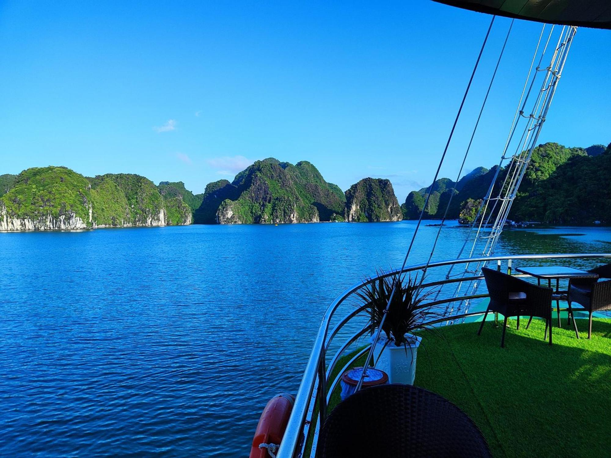 Готель Venezia Cruises Халонг Екстер'єр фото
