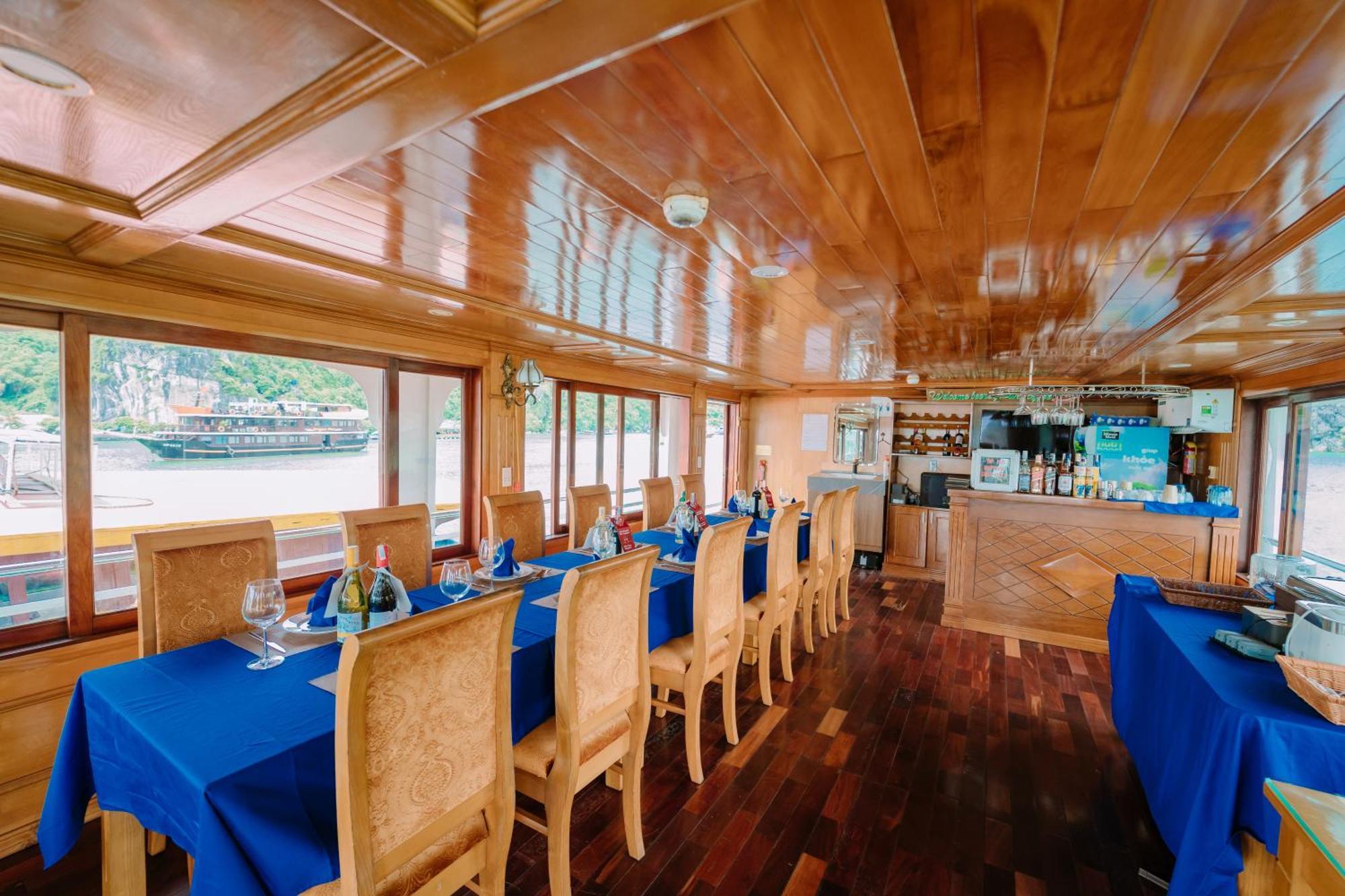 Готель Venezia Cruises Халонг Екстер'єр фото