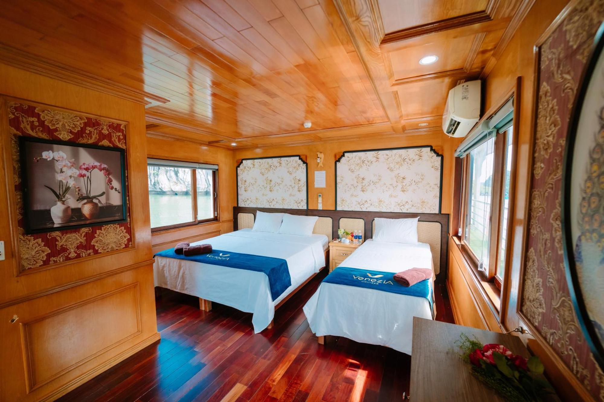 Готель Venezia Cruises Халонг Екстер'єр фото
