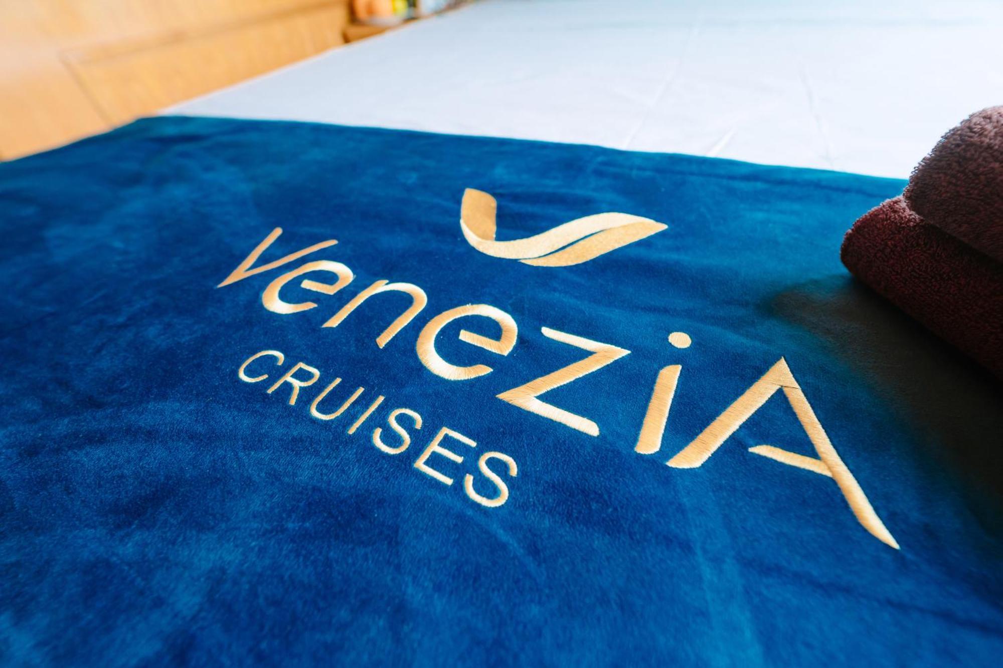 Готель Venezia Cruises Халонг Екстер'єр фото